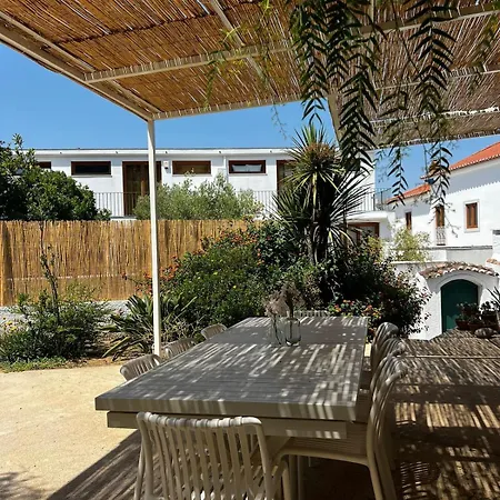Paradise With Garden In 아제이타오